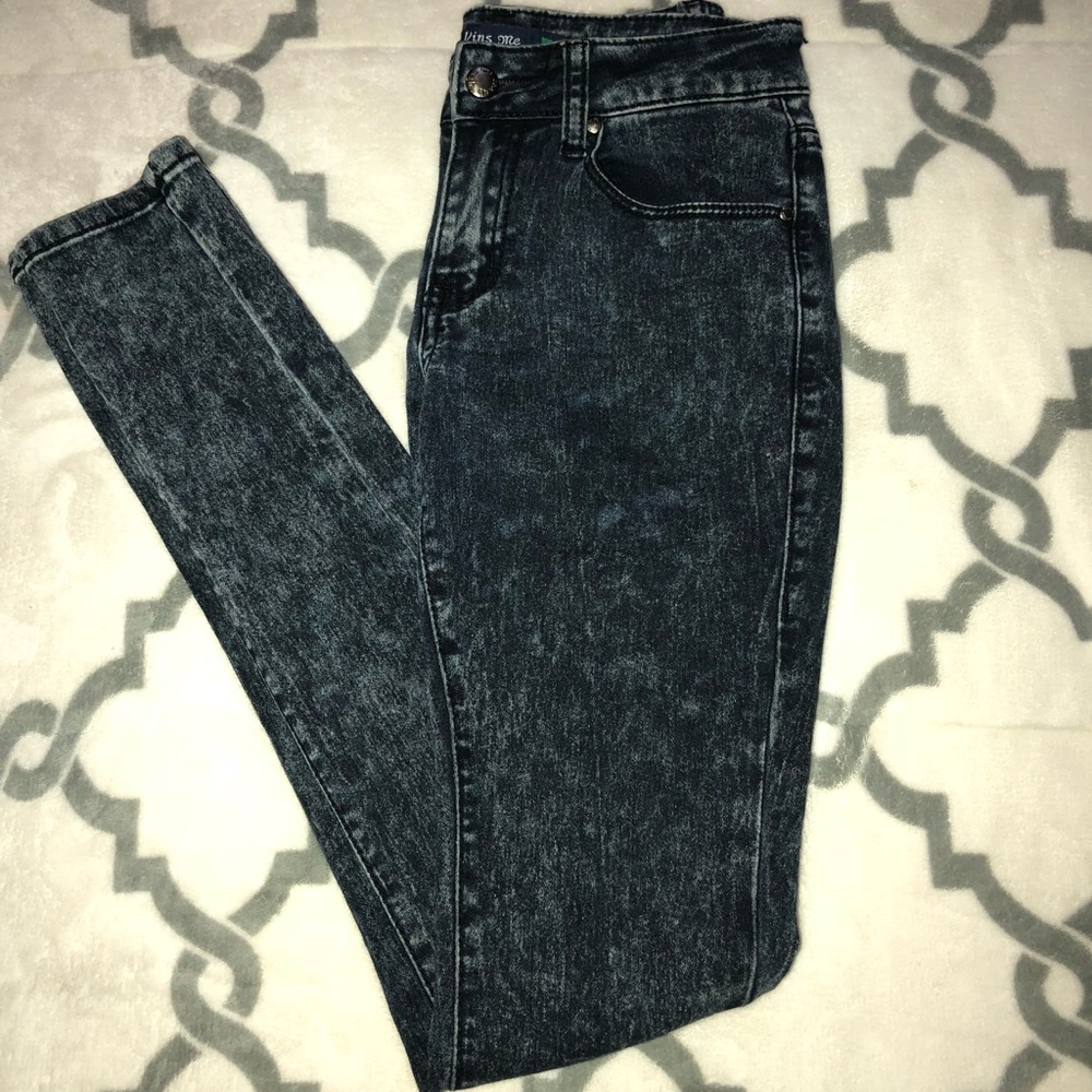 Denim wash jeans